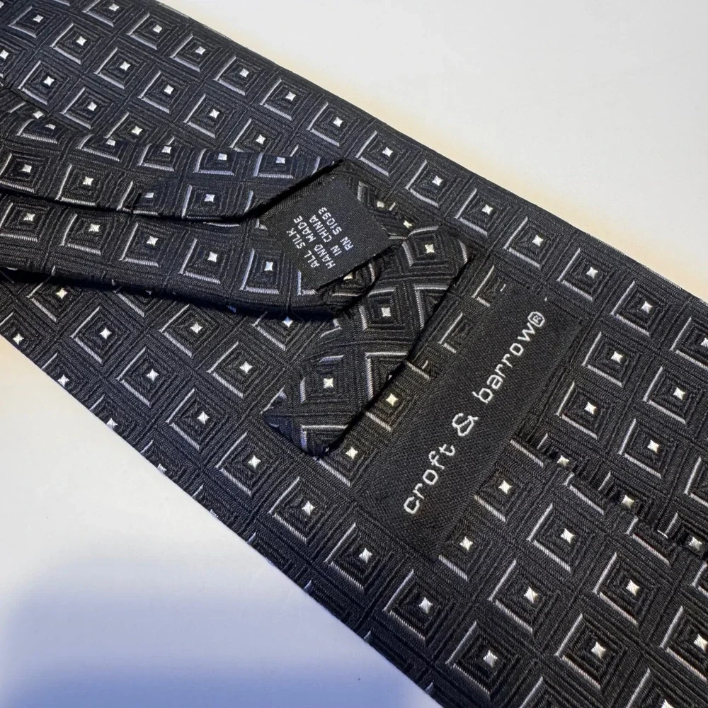 Croft & Barrow Black 100% Silk Tie Geometric Square Pattern‎ Formal Career